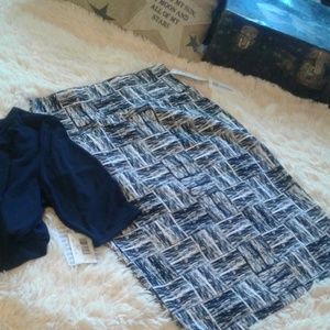 🖤🐼BLACK & WHITE BASKET WEAVE CASSIE SKIRT🐼🖤